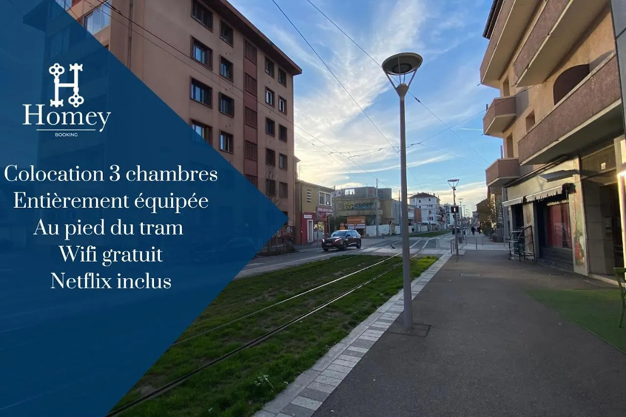 Homey Coloc Goodlife: Modern Shared Living with Private Rooms & Tram Access Ambilly 0*,  France