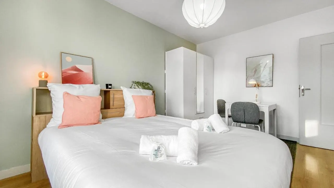 Homey Coloc Goodlife: Modern Shared Living with Private Rooms & Tram Access Ambilly